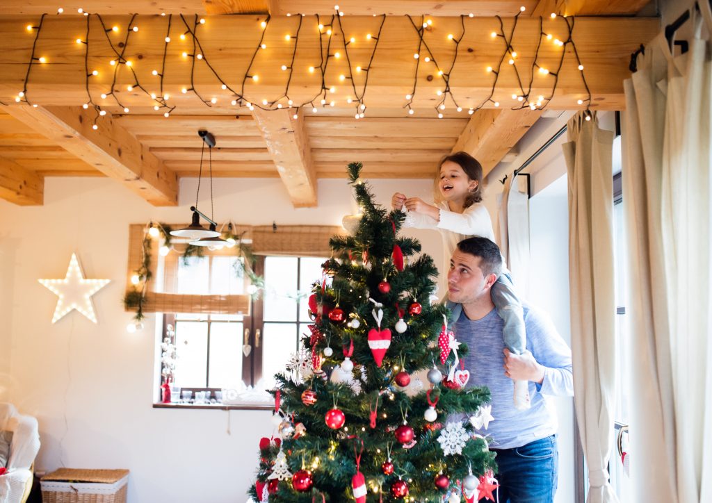 3 Simple Steps to Decorate for a Minimalist Christmas | This Simple