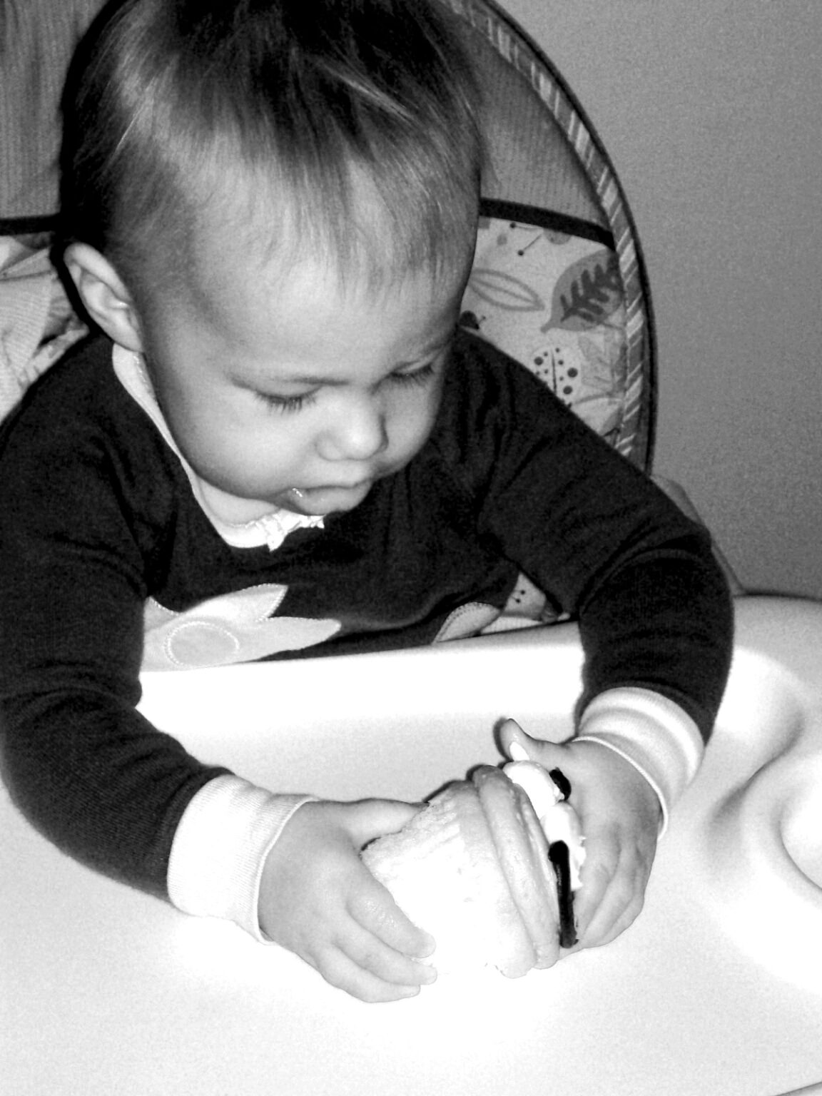 27 Minimalist Gifts for 1YearOlds (Minimalist Mom Approved) This Simple Balance