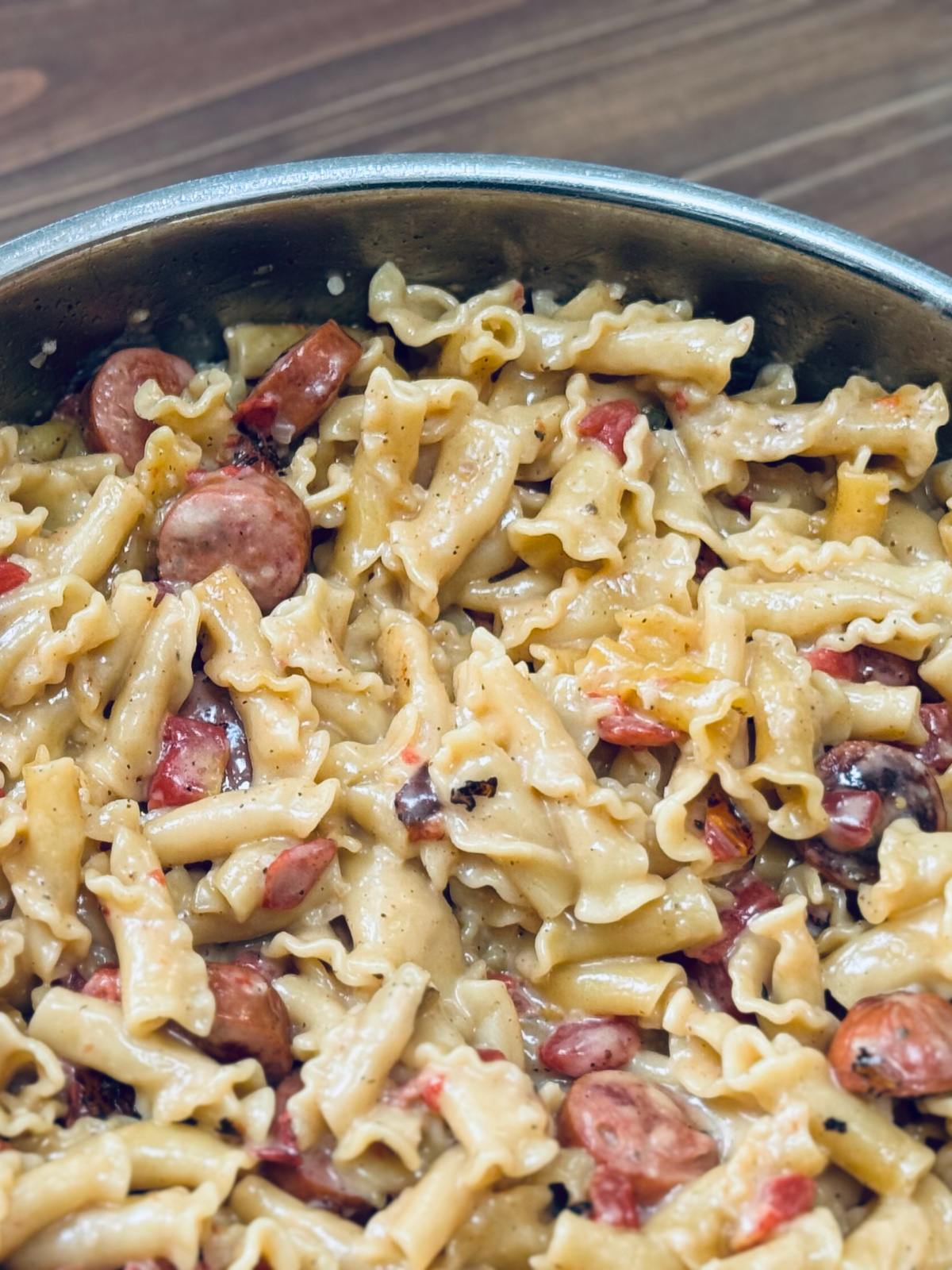 jalapeno sausage skillet in skillet vertical.
